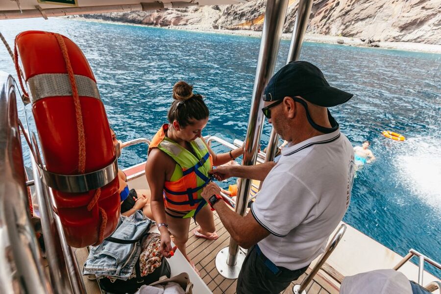 Adeje: Whale and Dolphin Watching Cruise with Lunch and Swim - Is this cruise worth booking?