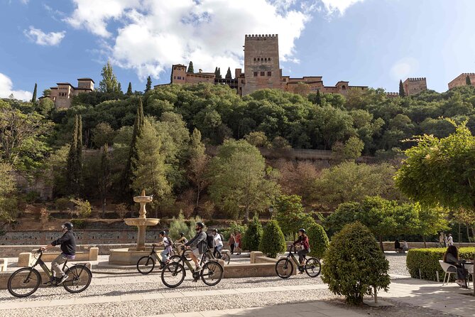 Albaicin & Sacramonte Electric Bike Tour in Granada - Paseo de los Tristes and the Darro below the Alhambra