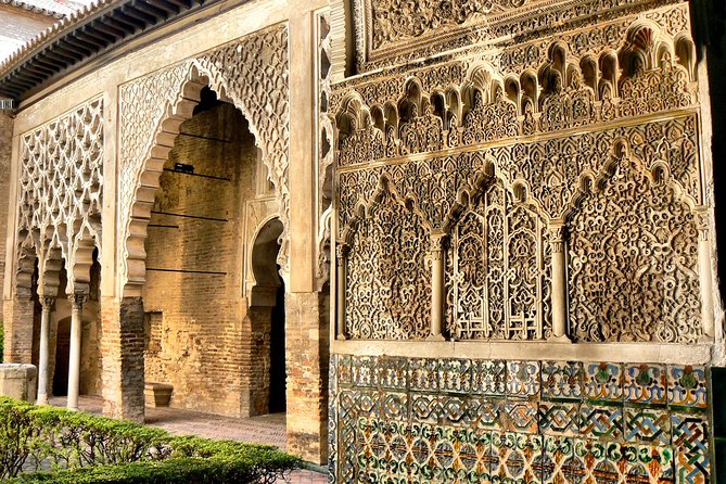 Alcazar and Cathedral of Seville Tour with Skip the Line Tickets - Start at Calle Francos, 19