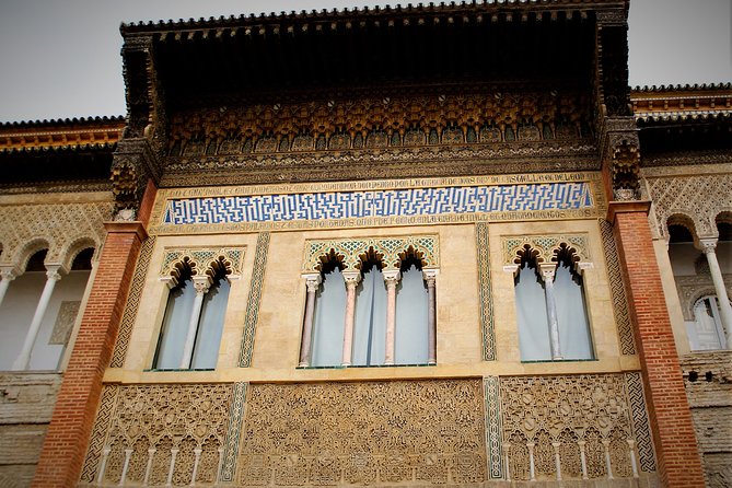 Alcazar of Seville Exclusive Group, max. 9 travelers - Meeting at the Immaculate Conception monument