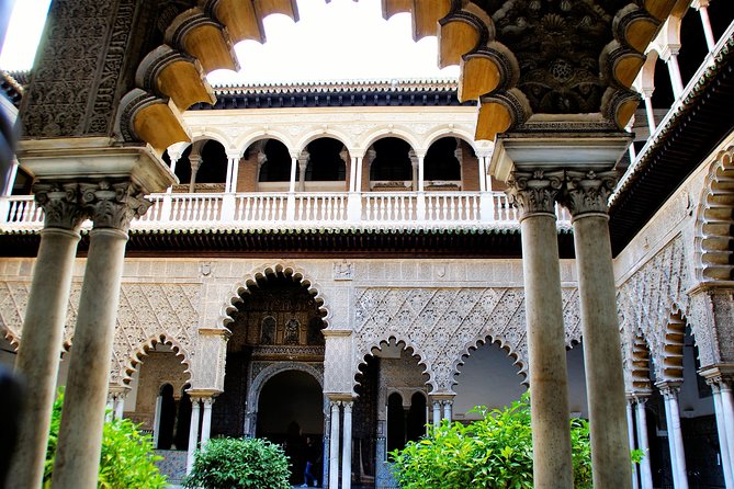 Alcazar of Seville Exclusive Group, max. 9 travelers - Priority entry and a group of no more than nine
