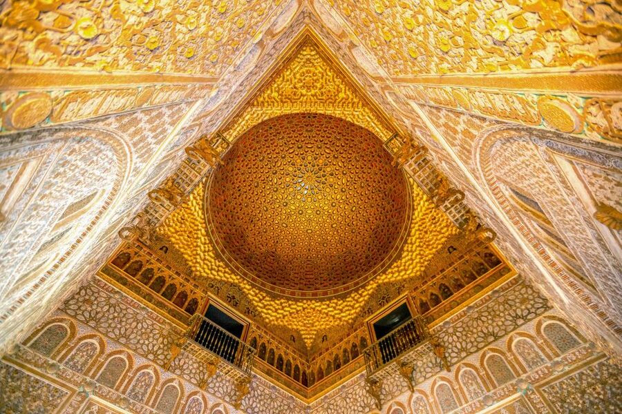 Alcázar of Seville Skip-the-Line Tickets and Guided Tour - Courtyards, tiles, and changing rulers