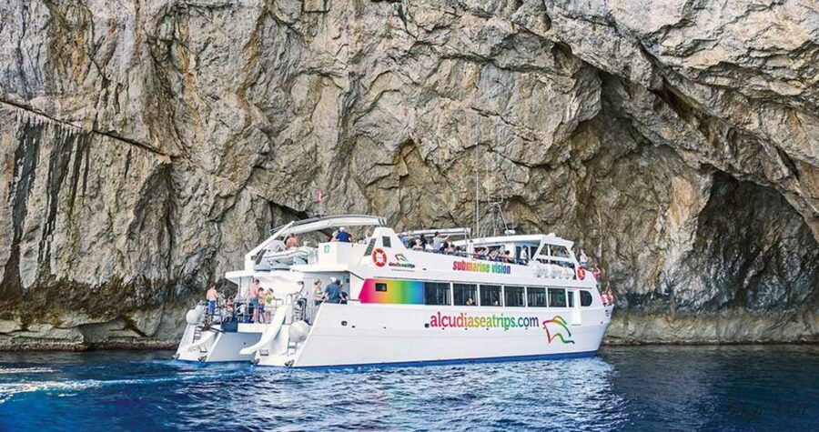 Alcudia: Boat Trip to Cap de Formentor and Formentor - Small practical details that make a difference