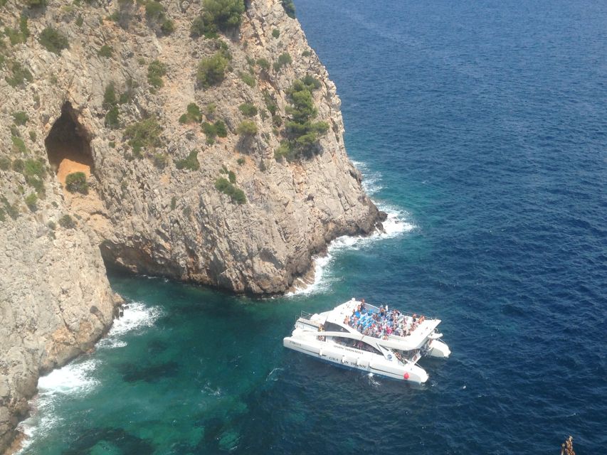 Alcudia: Boat Trip to Cap de Formentor and Formentor - Seeing Cap de Formentor from the sea