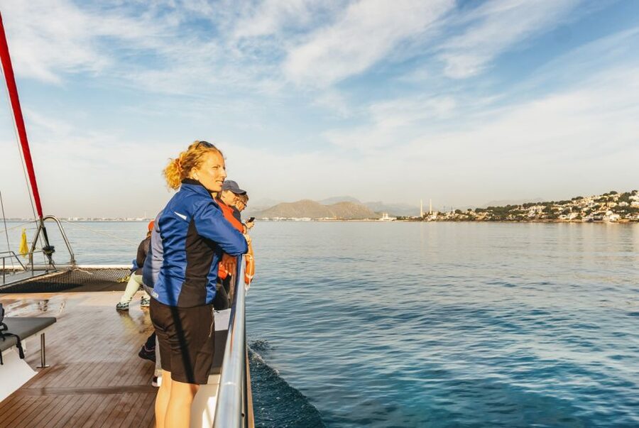 Alcudia: Sunset Catamaran Tour with Dinner and Snorkeling - The quiet cove is the main event