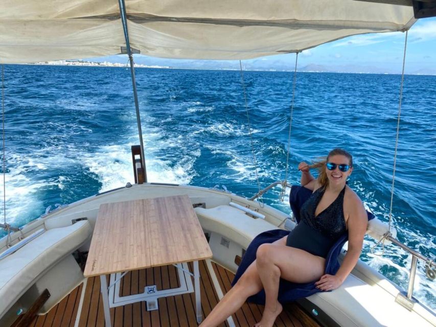 Alcudia: Traditional Wooden Boat Trip with Snorkeling - Food, drinks, and the value of a small boat