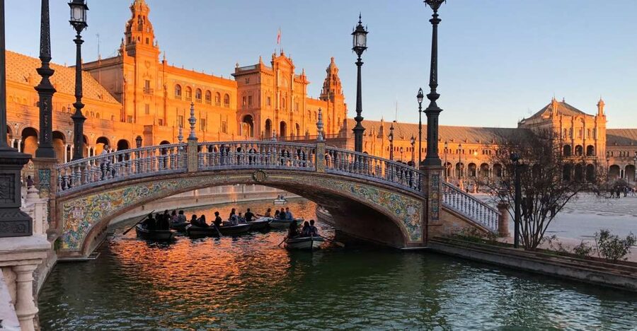 Algarve: Seville Full-Day Shopping and Sightseeing Tour - The Royal Alcazar and the cost of limited time