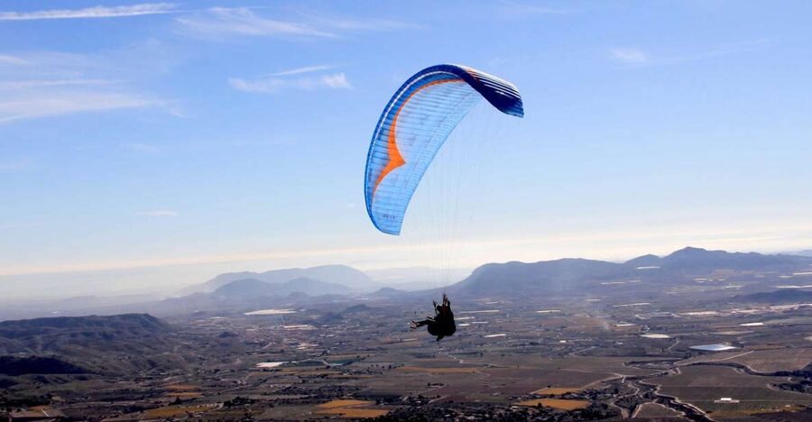 Alicante and Santa Pola: Tandem Paragliding Flight - Taking off from the mountain