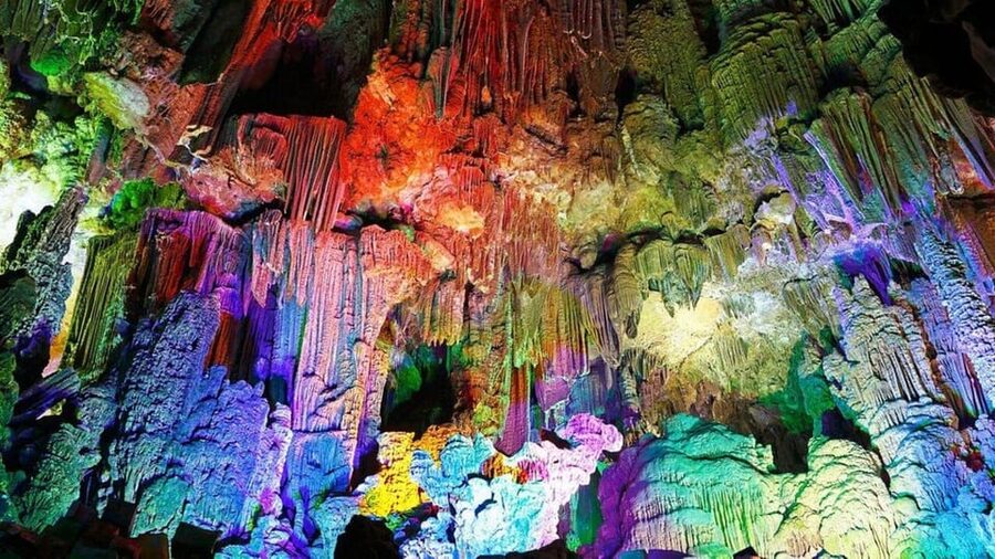 Alicante: Canelobre Caves & Busot Tour including transfer - What the cave guiding is like