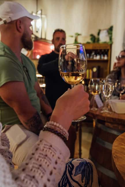 Alicante: Countryside Wine Tour with 4 Tastings - What the four-hour schedule feels like