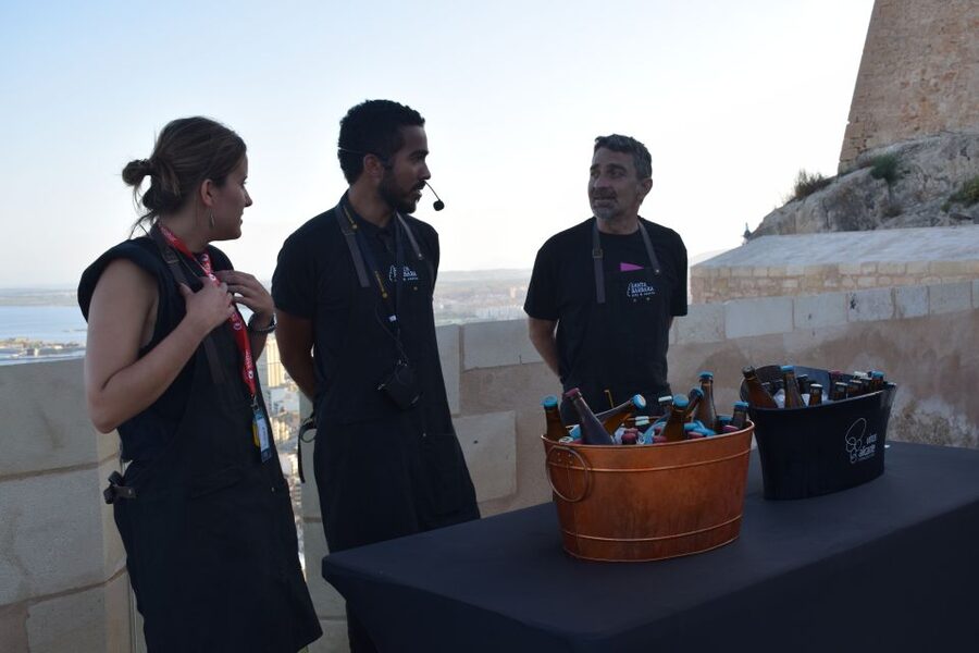 Alicante: Craft Beer Tasting at Santa Barbara Castle - Getting to the castle without losing your patience