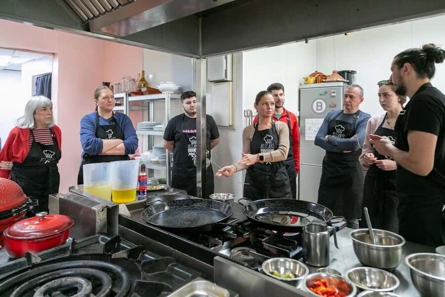 Alicante: Paella and Sangría Workshop with Market Visit - Should you book it?