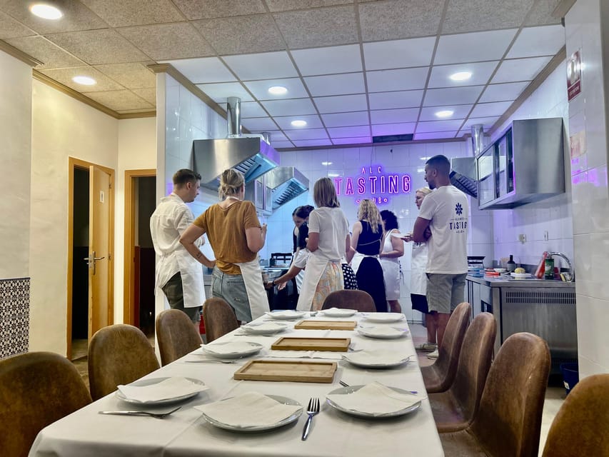 Alicante Paella Cooking Class, Tapas, Drinks and Market - Key points before you book