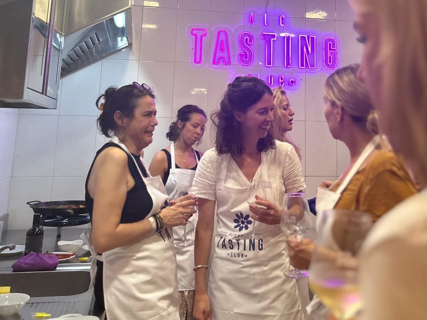 Alicante Paella Cooking Class, Tapas, Drinks and Market - Should you book the Alicante paella class?