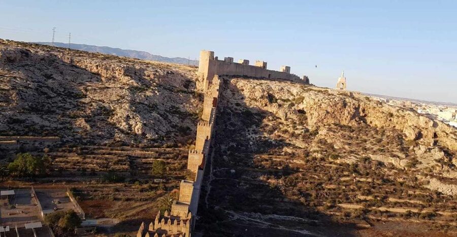 Almeria: Alcazaba Guided Tour - Why the Alcazaba deserves two hours