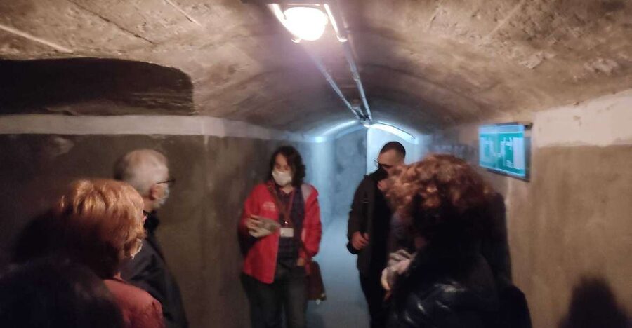 Almeria: Spanish Civil War Shelters Ticket and Official Tour - Meeting at the shelter entrance