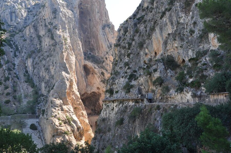 Ardales: Caminito del Rey & El Gaitanejo Guided Walking Tour - Through El Gaitanejo and the 300-foot canyon