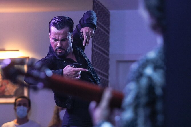Authentic flamenco show. Alegria and gastronomy Malaga - Who will enjoy Alegría most