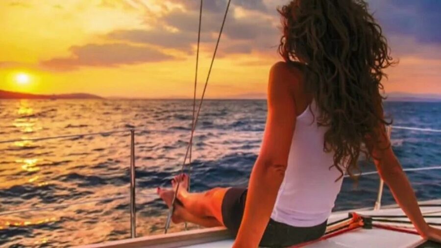 Barbate: Sunset Cruise with Glass of Cava - Leaving Barbate marina for the Cádiz coast