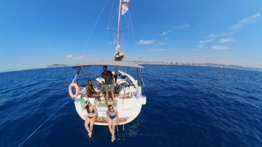 Barcelona: 2-Hour Sunset Sailboat Trip - What the two hours really include