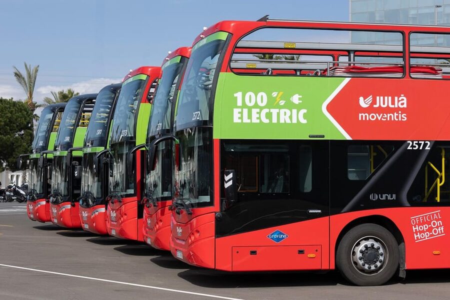 Barcelona: 24 or 48-Hour Hop-On Hop-Off Bus Tour - Is the $39 price good value?