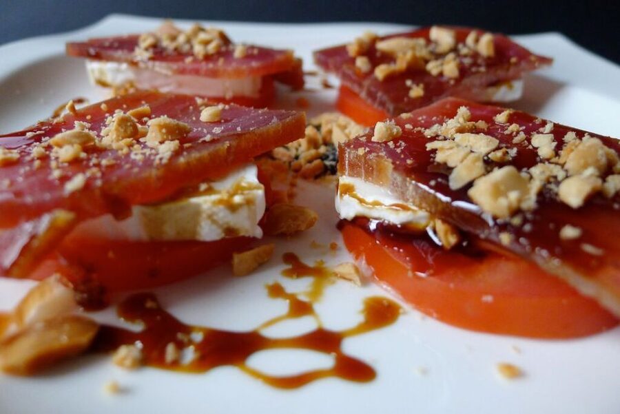 Barcelona: 4-Hour Tapas Evening Tour and Flamenco Show - From the Ramblas to the Gothic Quarter