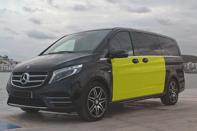 Barcelona Airport Private Arrival Transfers - Meeting your driver after baggage claim