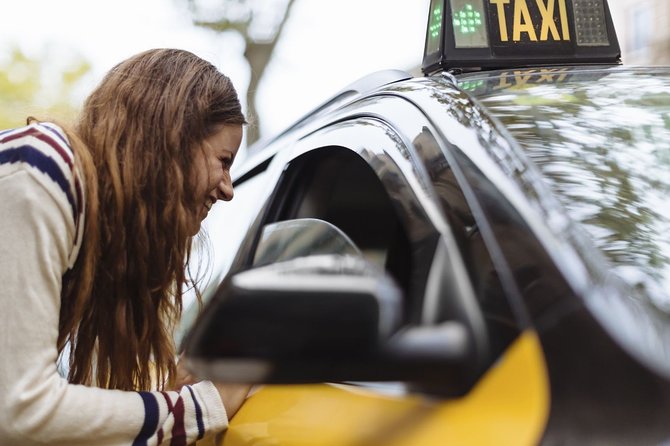 Barcelona Airport Private Arrival Transfers - What the 30-minute ride feels like
