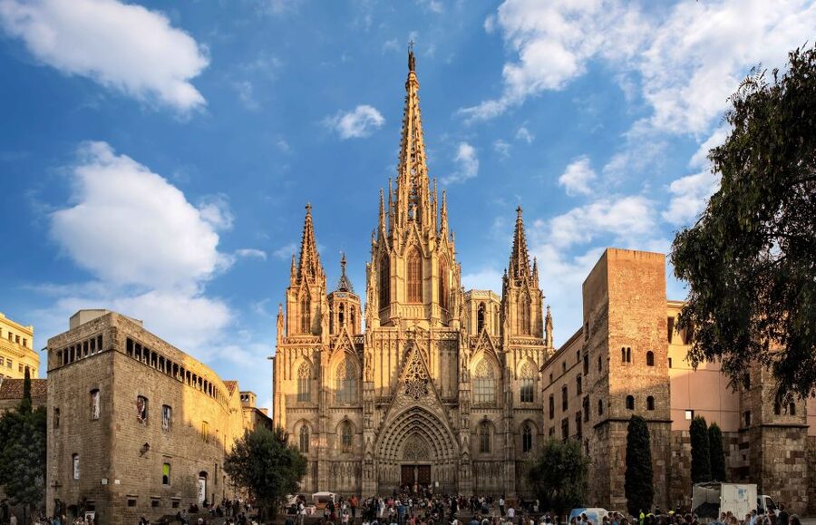 Barcelona: Barri Gotic Small Group Walking Tour - Following Barcelona’s Roman thread