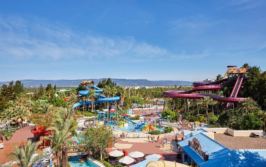 Barcelona: Caribe Aquatic Park Full-Day Ticket with Transfer - Pools, Loungers, and the Case for a Slower Day