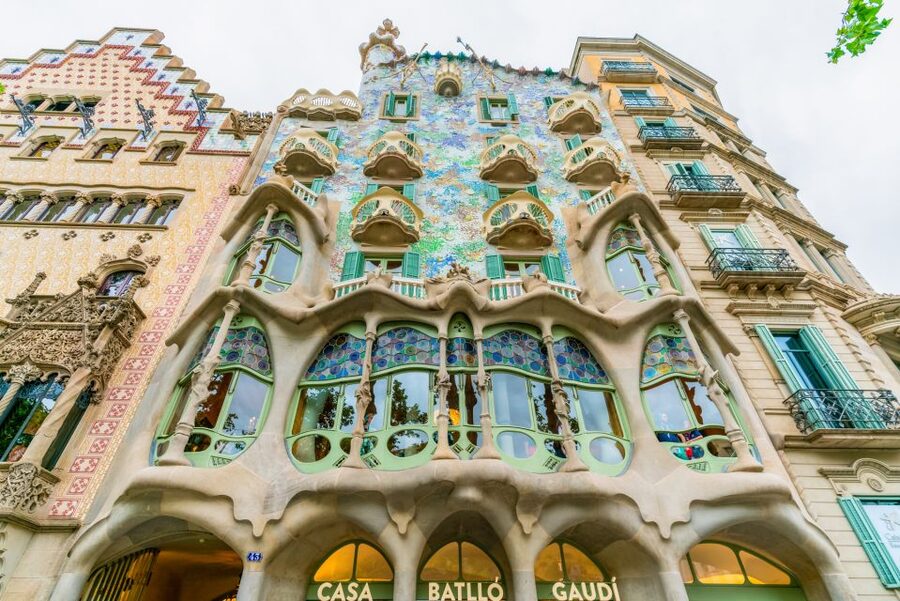 Barcelona: Casa Batlló Entry with Self-Audioguide Tour - The Gaudí Cube and the digital finale