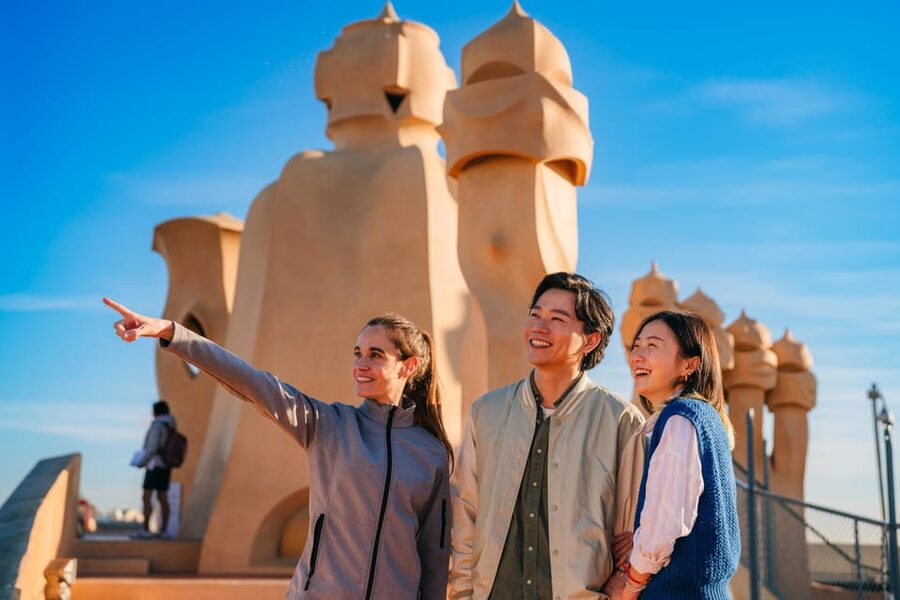 Barcelona: Casa Milà Early-Morning Access Guided Tour - The Flower Courtyard and Butterfly Courtyard