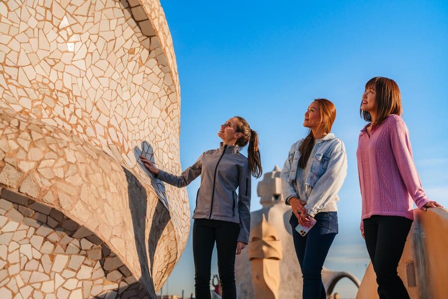Barcelona: Casa Milà Early-Morning Access Guided Tour - The Tenants’ Apartment and everyday life