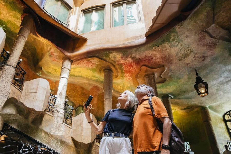 Barcelona: Casa Milà Early-Morning Access Guided Tour - The Warrior Rooftop and Barcelona views