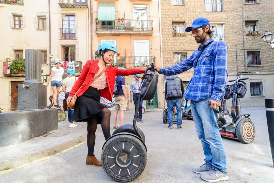 Barcelona: City and Seafront Guided Segway Tour - From the old harbor to the Mediterranean