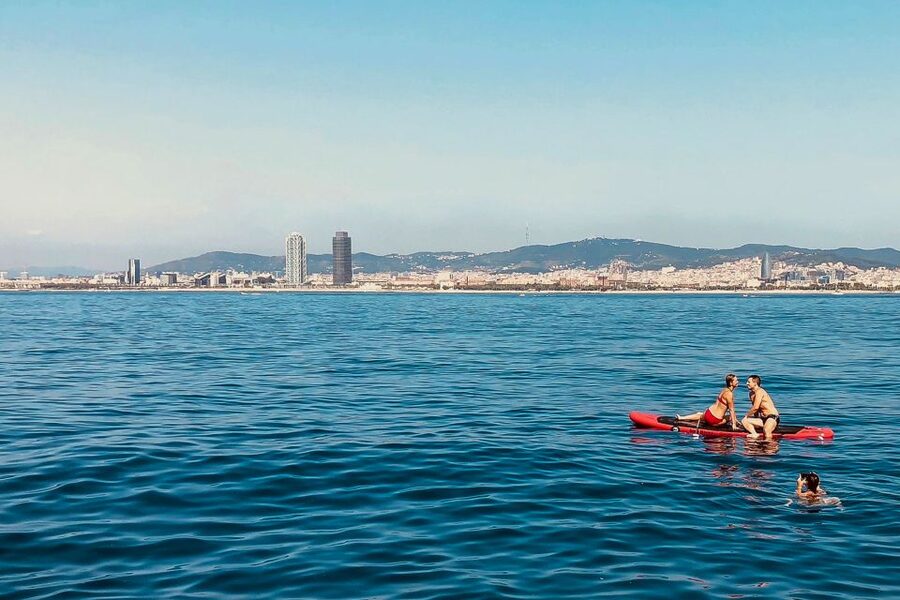 Barcelona: Coastline Boat Trip with Snacks and Cava - Practical tips for a smoother outing