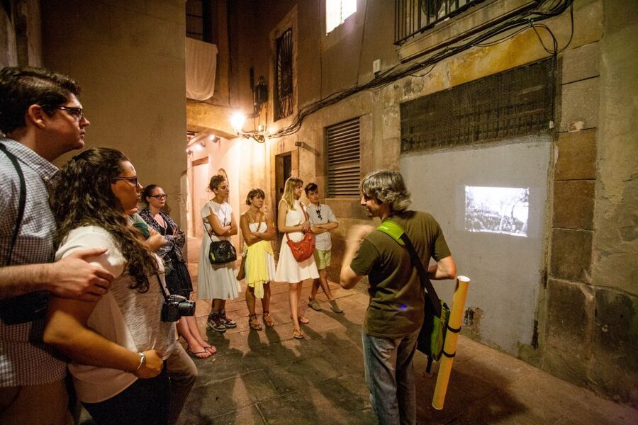 Barcelona: Dark History Night Walking Tour - The executioner’s life, a detail that changes the story