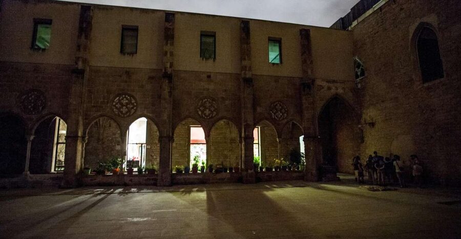 Barcelona: Dark History Night Walking Tour - The Spanish Inquisition without the classroom feel