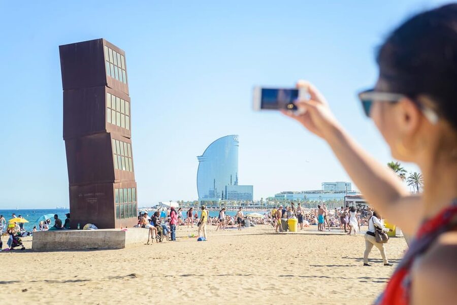 Barcelona eBike Tour with Wine and Tapas Experience - Barri de la Ribera and El Born