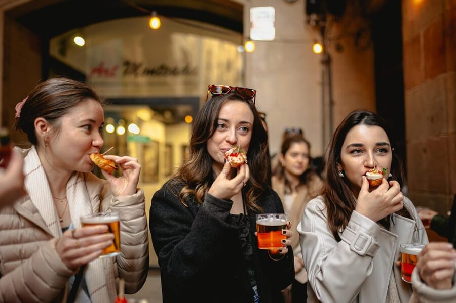 Barcelona: El Born Food Walking Tour with Tapas and Drinks - Starting Near El Born and the Gothic Quarter