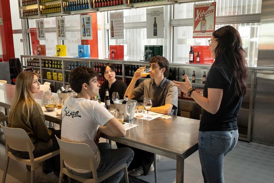 Barcelona: Estrella Damm Brewery Guided Tour with Tasting - The tasting of five Damm specialties