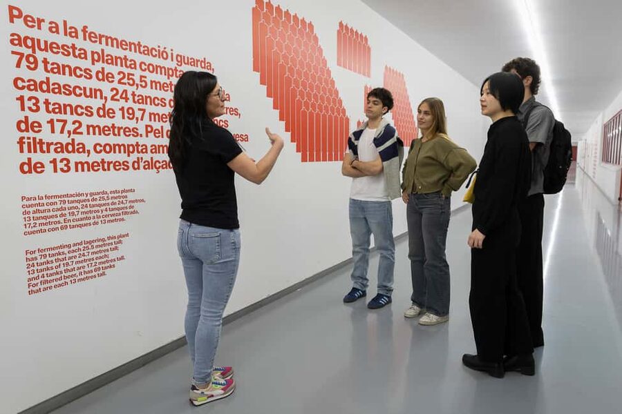 Barcelona: Estrella Damm Brewery Guided Tour with Tasting - Small details that can shape the visit