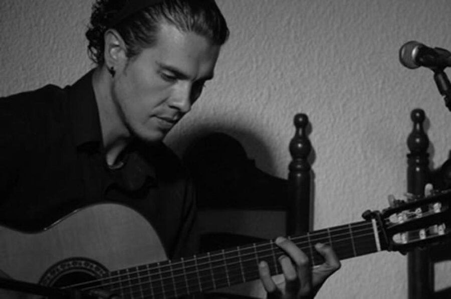 Barcelona: Flamenco at El Patio Andaluz with Optional Dinner - My advice on the dinner versus show-only choice