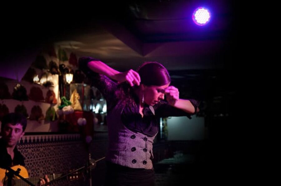Barcelona: Flamenco at El Patio Andaluz with Optional Dinner - Should you book El Patio Andaluz?