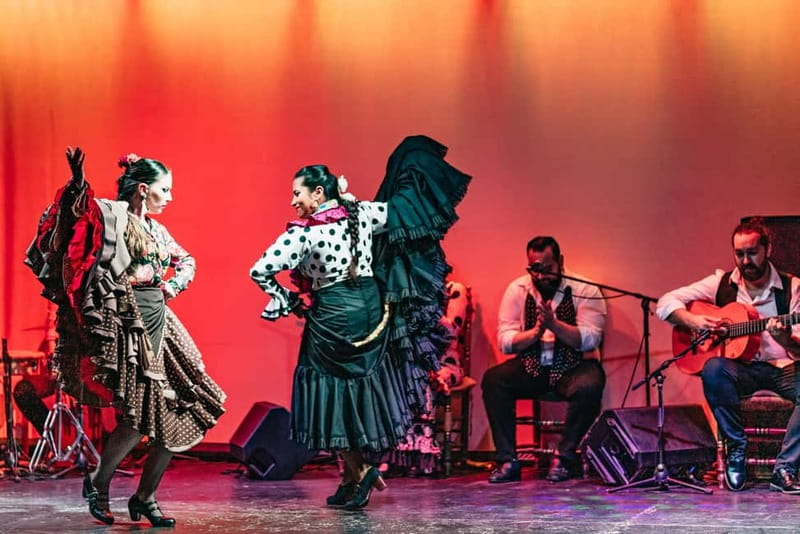 Barcelona: Flamenco Show at the Theater - Why the small theater works