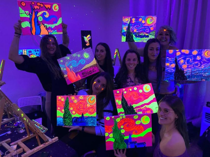 Barcelona: Fluorescent Paint and Wine Workshop - Key points to know before you book