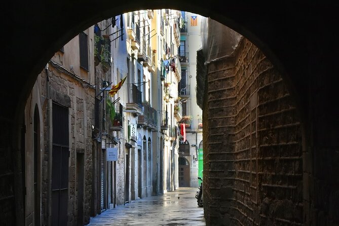 Barcelona Food Tour: Tapas, Paella, Sangria & 8+ Local Tastings - What you are likely to eat