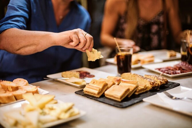 Barcelona Gothic Quarter Tapas & Taverns Food & Wine Tour - A food-first way to see the Gothic Quarter
