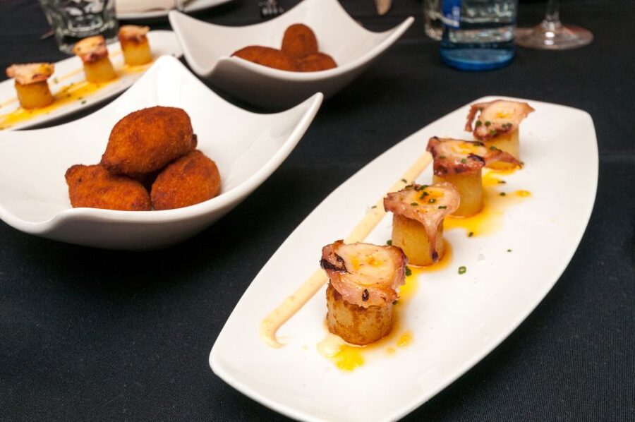 Barcelona Gourmet Food & Wine Tour with Local Expert - Should you book it?