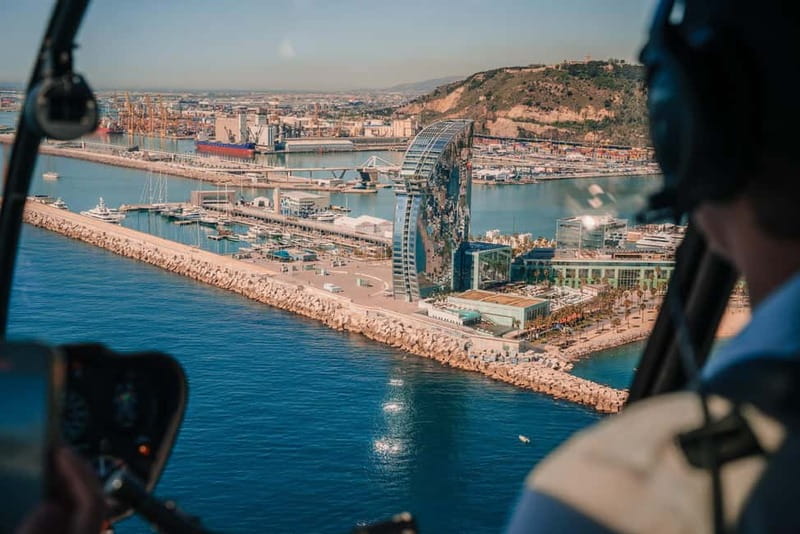 Barcelona: Helicopter Flight, Boat Ride, and Walking Tour - What the Guides Add to the Experience